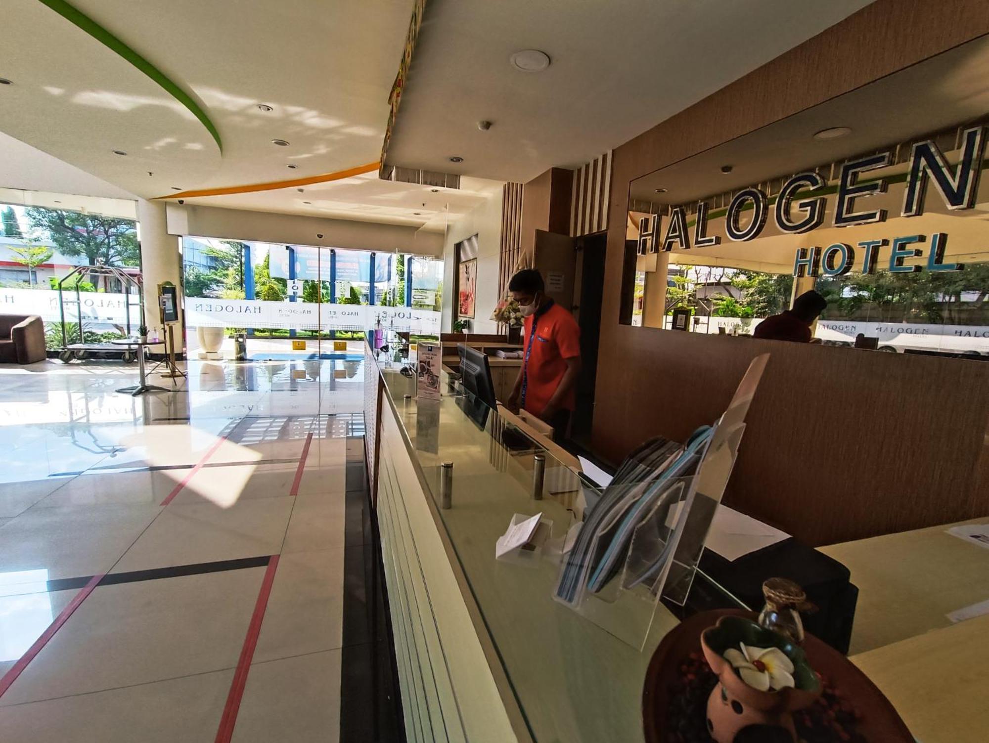 卤素酒店 诗都阿佐 外观 照片